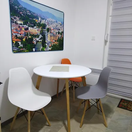 Uspinjaca Apartament *